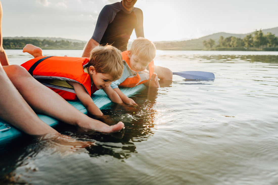 Stand Up Paddleboarding for Families: How to Get Your Kids Involved